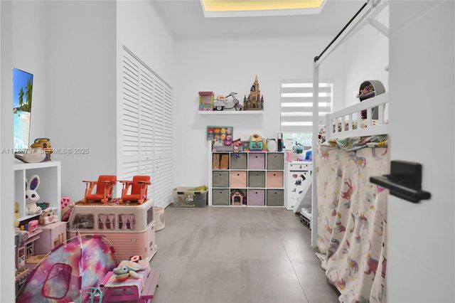 311 Poinciana Drive 801, Sunny Isles Beach, FL 33160