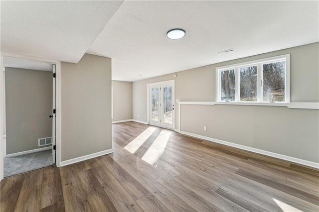 1605 Westwood Drive, Leavenworth, KS 66048