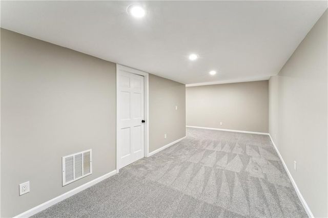 1605 Westwood Drive, Leavenworth, KS 66048