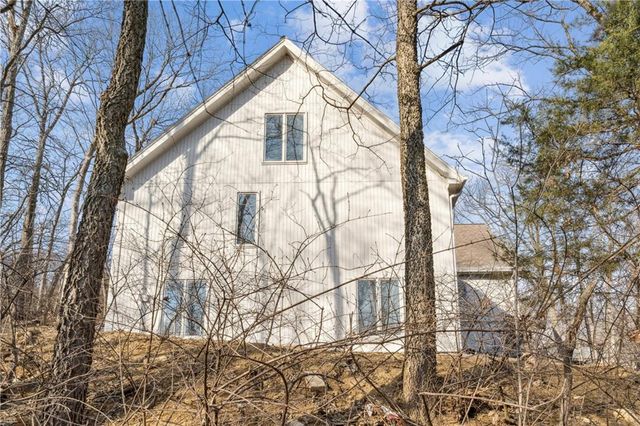 1605 Westwood Drive, Leavenworth, KS 66048