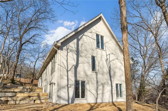 1605 Westwood Drive, Leavenworth, KS 66048