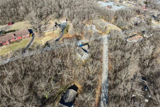 1605 Westwood Drive, Leavenworth, KS 66048