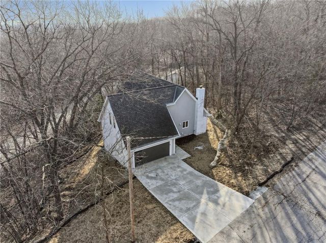 1605 Westwood Drive, Leavenworth, KS 66048