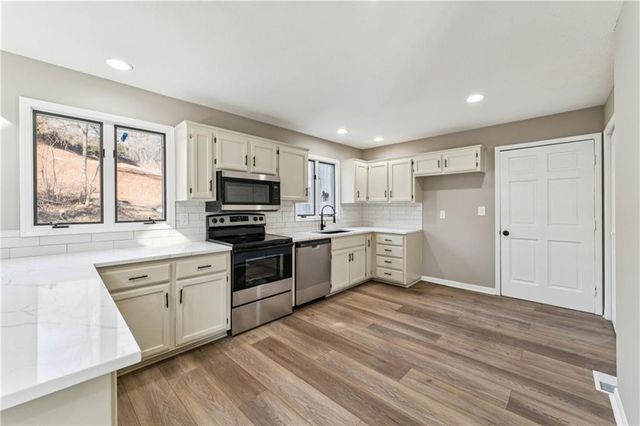 1605 Westwood Drive, Leavenworth, KS 66048