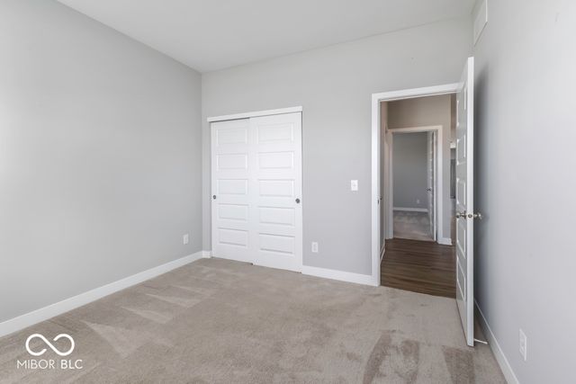 287 Bluestem Lane, New Whiteland, IN 46184