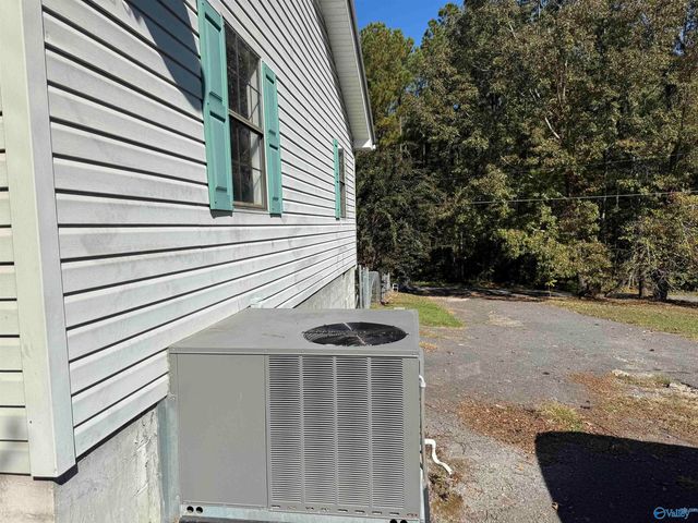 250 Nealhill Rd, Centre, AL 35960