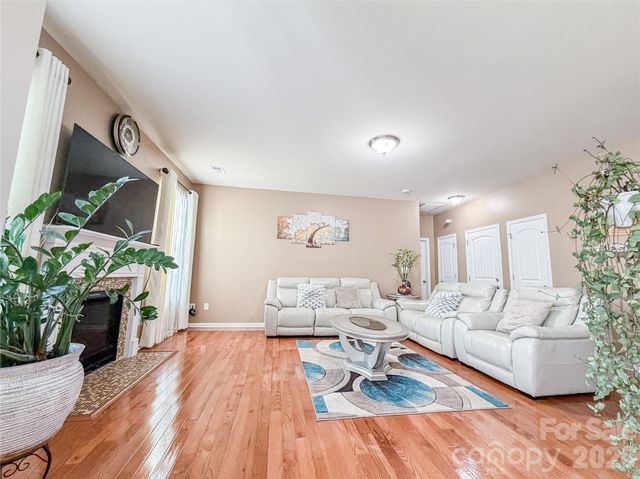 6710 Alderson Drive, Charlotte, NC 28269