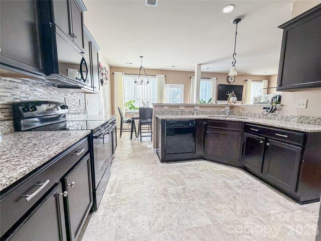 6710 Alderson Drive, Charlotte, NC 28269