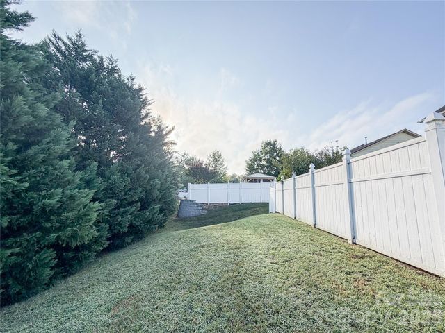 6710 Alderson Drive, Charlotte, NC 28269
