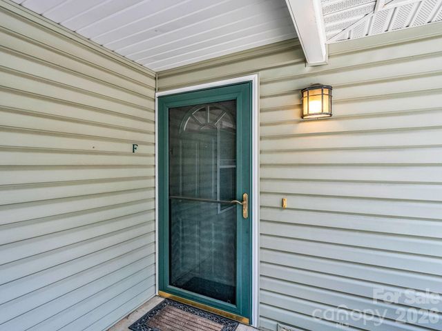 4 Rathfarnham Road 4F, Asheville, NC 28803