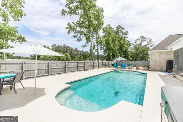 240 Flat Shoal Drive, Bonaire, GA 31005
