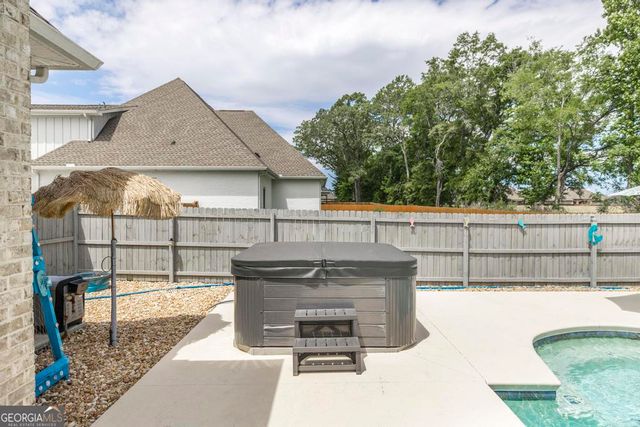 240 Flat Shoal Drive, Bonaire, GA 31005