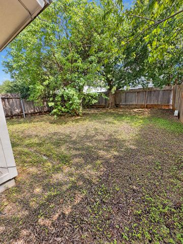 607 Rollingway DR A, Round Rock, TX 78681