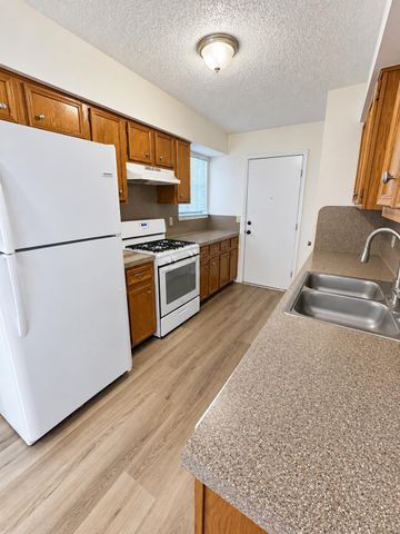 607 Rollingway DR A, Round Rock, TX 78681