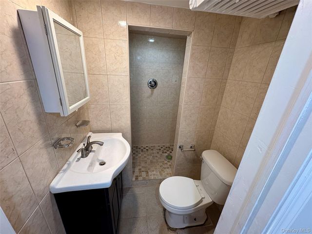 2910 Baisley Avenue, Bronx, NY 10461