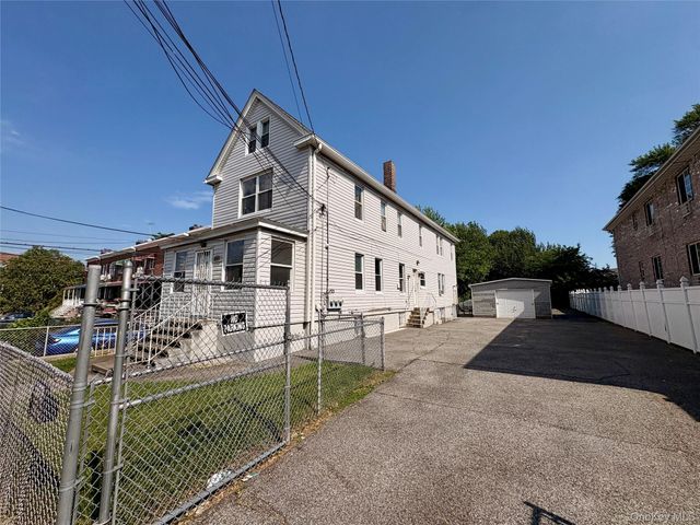 2910 Baisley Avenue, Bronx, NY 10461