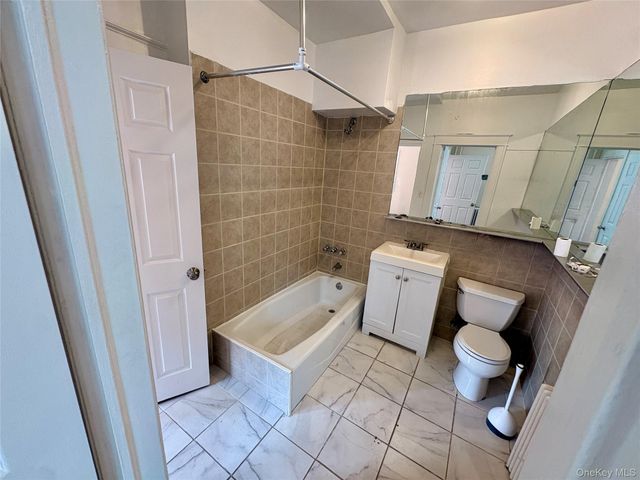 2910 Baisley Avenue, Bronx, NY 10461