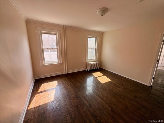2910 Baisley Avenue, Bronx, NY 10461