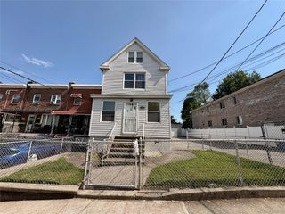 2910 Baisley Avenue, Bronx, NY 10461