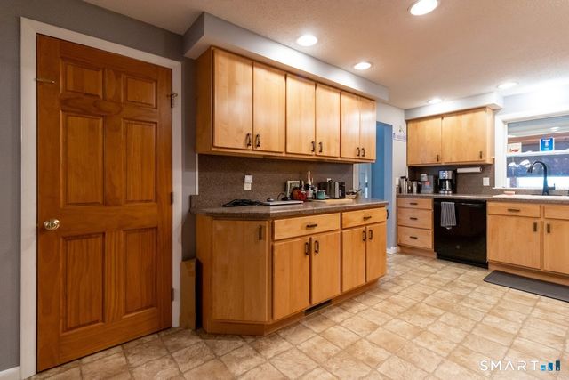 763 North Street, Suffield, CT 06078
