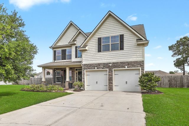 136 Carolina Wren Avenue, Moncks Corner, SC 29461