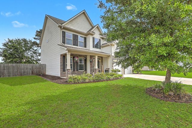 136 Carolina Wren Avenue, Moncks Corner, SC 29461
