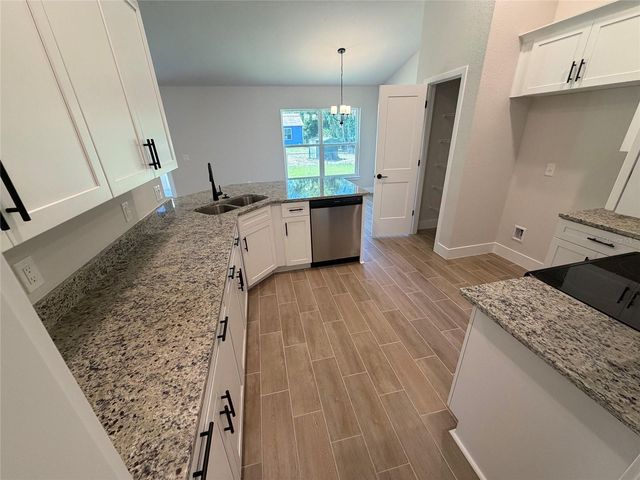 18423 LAMONT AVENUE, Port Charlotte, FL 33948