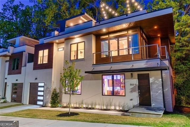 669 East Avenue NE B, Atlanta, GA 30312