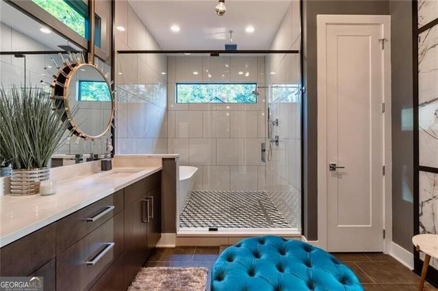 669 East Avenue NE B, Atlanta, GA 30312