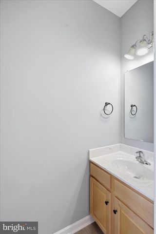 1730 CANDLE LN, York, PA 17404