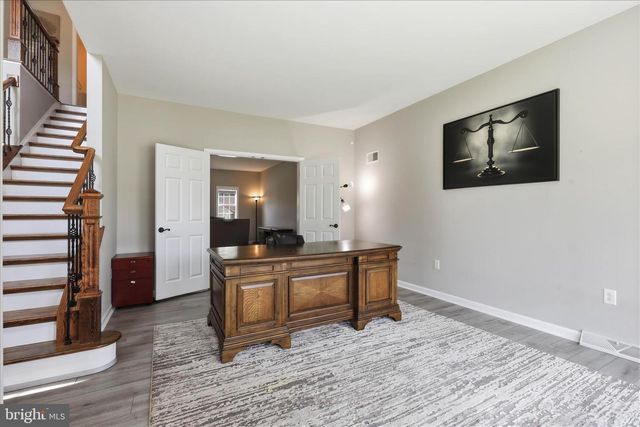 1730 CANDLE LN, York, PA 17404
