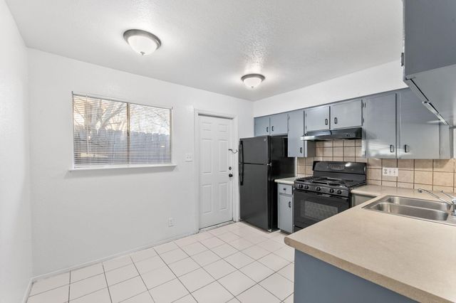 11103 RENEL DR B, Austin, TX 78758