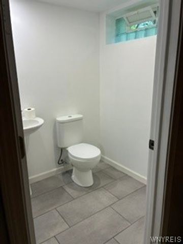 139 Allendale Road, West Seneca, NY 14224