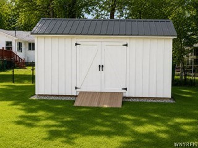 139 Allendale Road, West Seneca, NY 14224