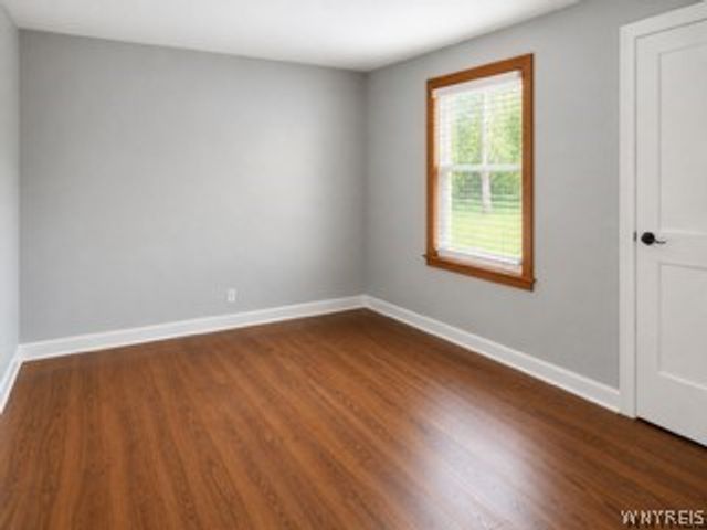 139 Allendale Road, West Seneca, NY 14224
