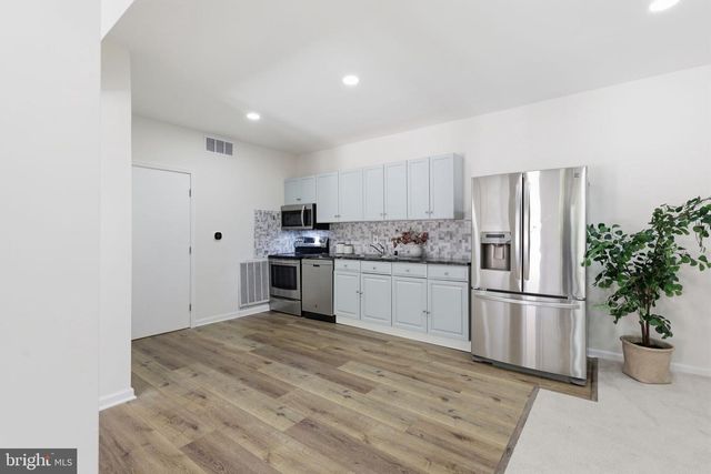 1411 BRIGHTON DAM RD, Brookeville, MD 20833