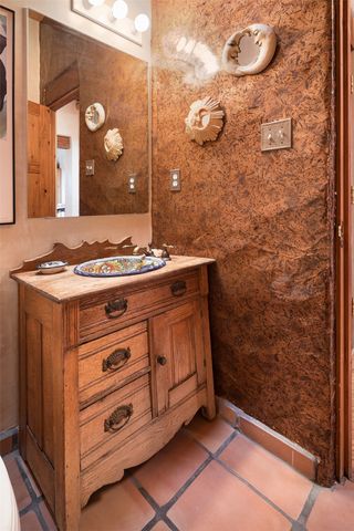 18 Daisy Circle, Santa Fe, NM 87506