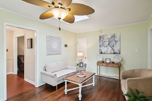 1602 Marshalldale Drive, Arlington, TX 76013