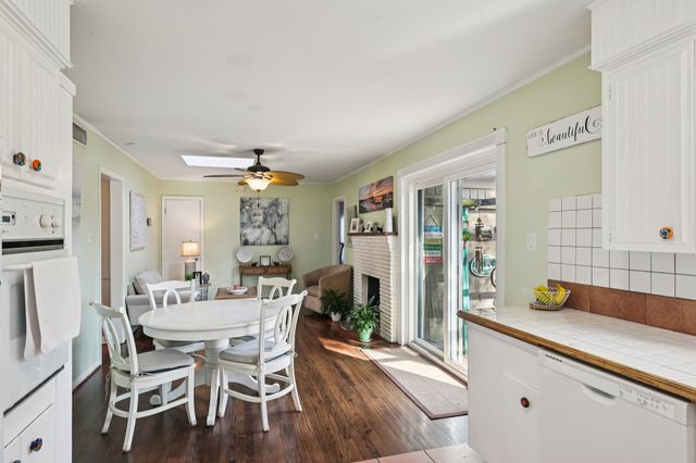 1602 Marshalldale Drive, Arlington, TX 76013