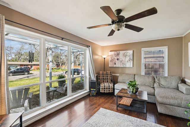 1602 Marshalldale Drive, Arlington, TX 76013