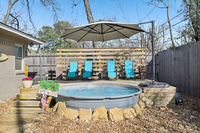 1602 Marshalldale Drive, Arlington, TX 76013