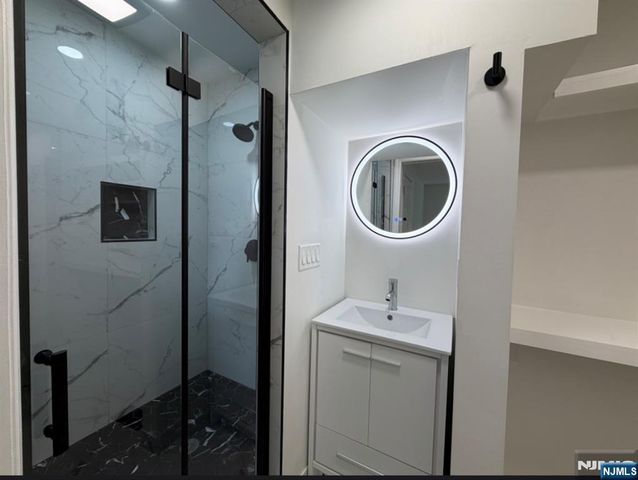 91 Birchwood Road, Glen Rock, NJ 07452