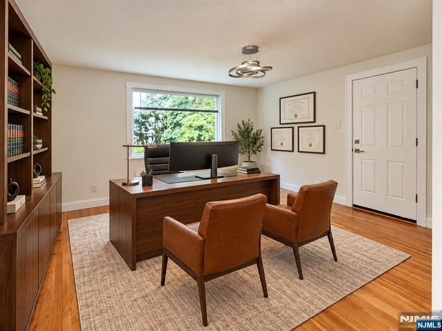 91 Birchwood Road, Glen Rock, NJ 07452