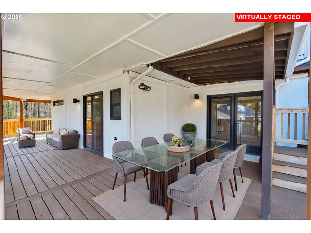 3226 Sw DOLPH Ct, Portland, OR 97219