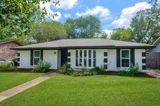 12735 Westella Drive, Houston, TX 77077