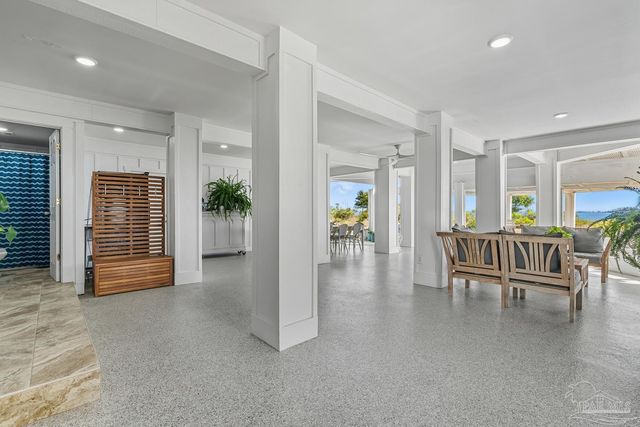 1119 Soundview Trl, Gulf Breeze, FL 32561