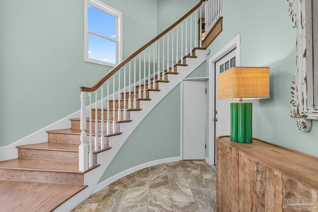 1119 Soundview Trl, Gulf Breeze, FL 32561