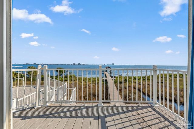 1119 Soundview Trl, Gulf Breeze, FL 32561