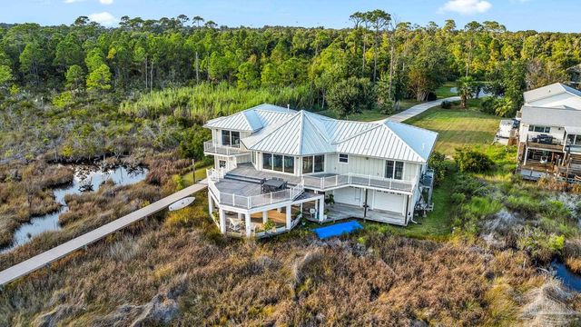 1119 Soundview Trl, Gulf Breeze, FL 32561