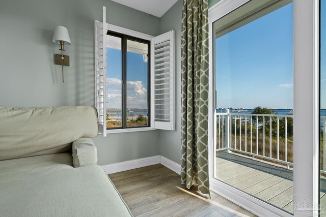 1119 Soundview Trl, Gulf Breeze, FL 32561